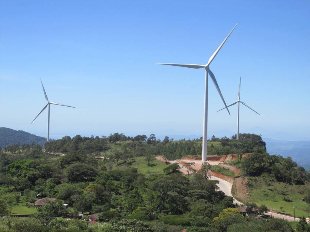 ≫ Instalación de Aerogeneradores y Molinos Eólicos