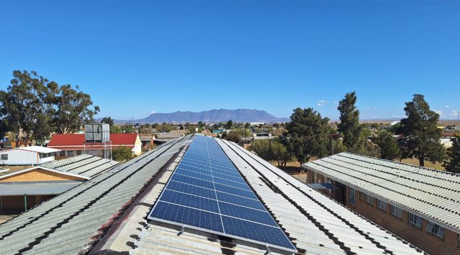 acciona.org lanza el primer proyecto de fotovoltaica en Sudáfrica con electrificación de escuelas